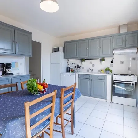 Le Verger, Lumineuse Et Agreable Avec Son Espace Exterieur Clos Au Coeur De Notre Vignoble Ιέρ